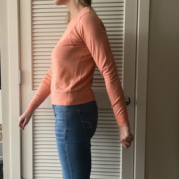 FOREVER 21 peach sweater - Picture 4 of 5